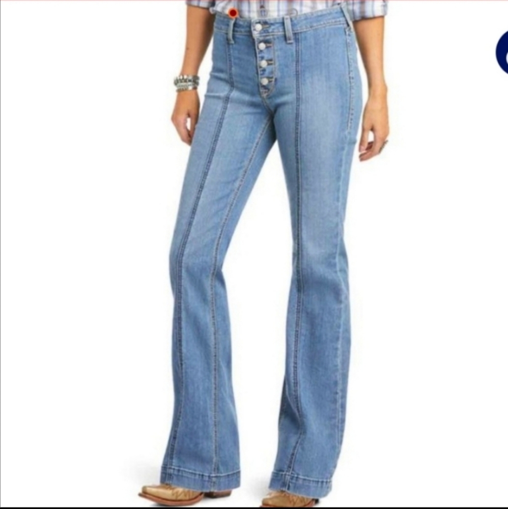 NWT Ariat Detroit high rise slim and flare jeans 31R.